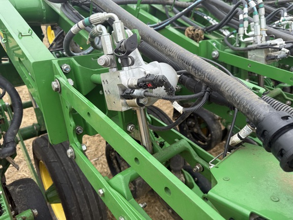 Photo of 2023 John Deere 1795