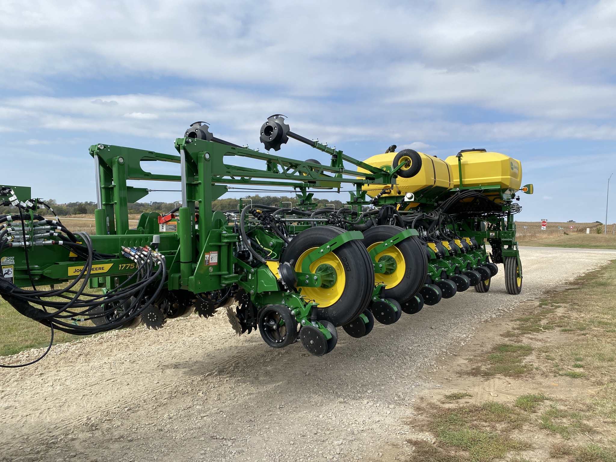 2025 John Deere 1775NT Image 1