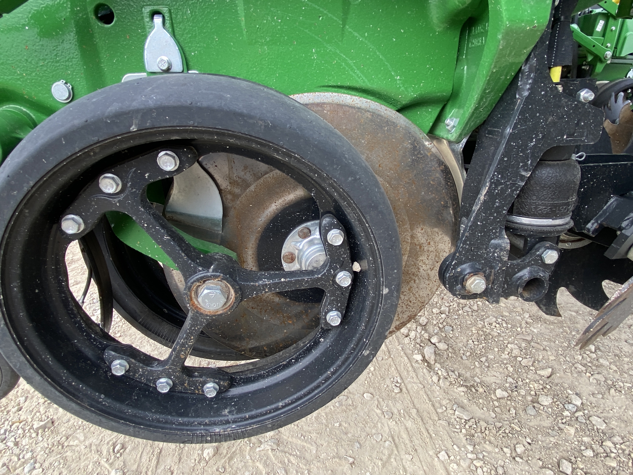 2025 John Deere 1775NT Image 13