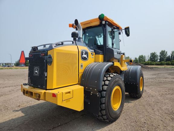 2024 John Deere 544P