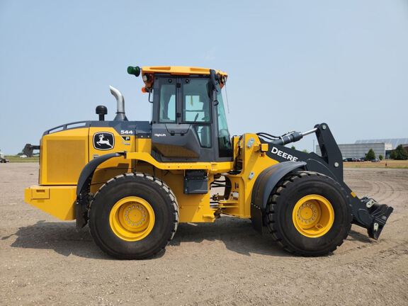 2024 John Deere 544P