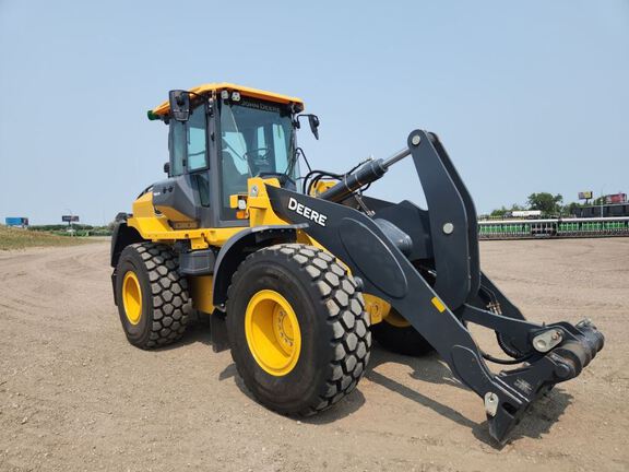 2024 John Deere 544P
