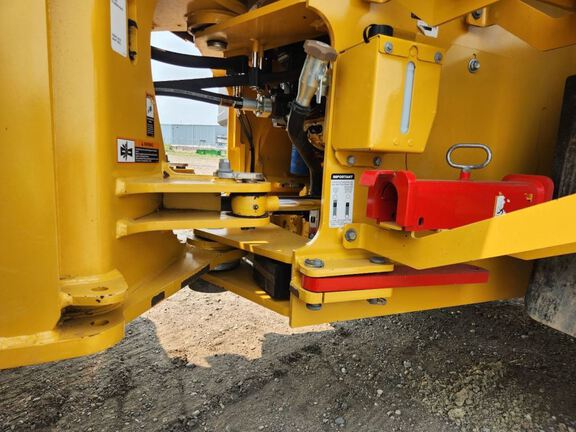 2024 John Deere 544P