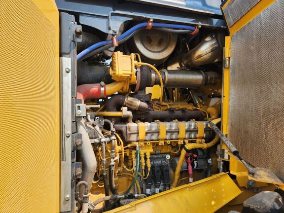 2024 John Deere 544P