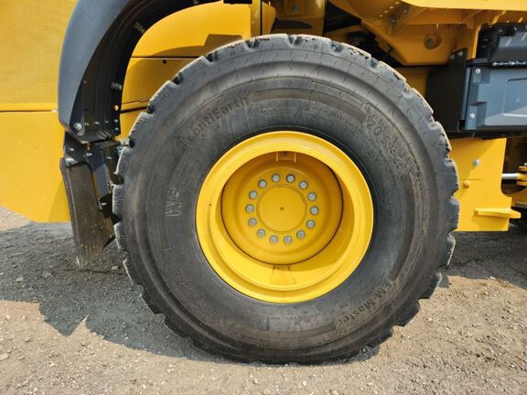 2024 John Deere 544P