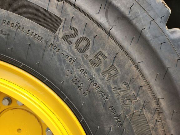 2024 John Deere 544P