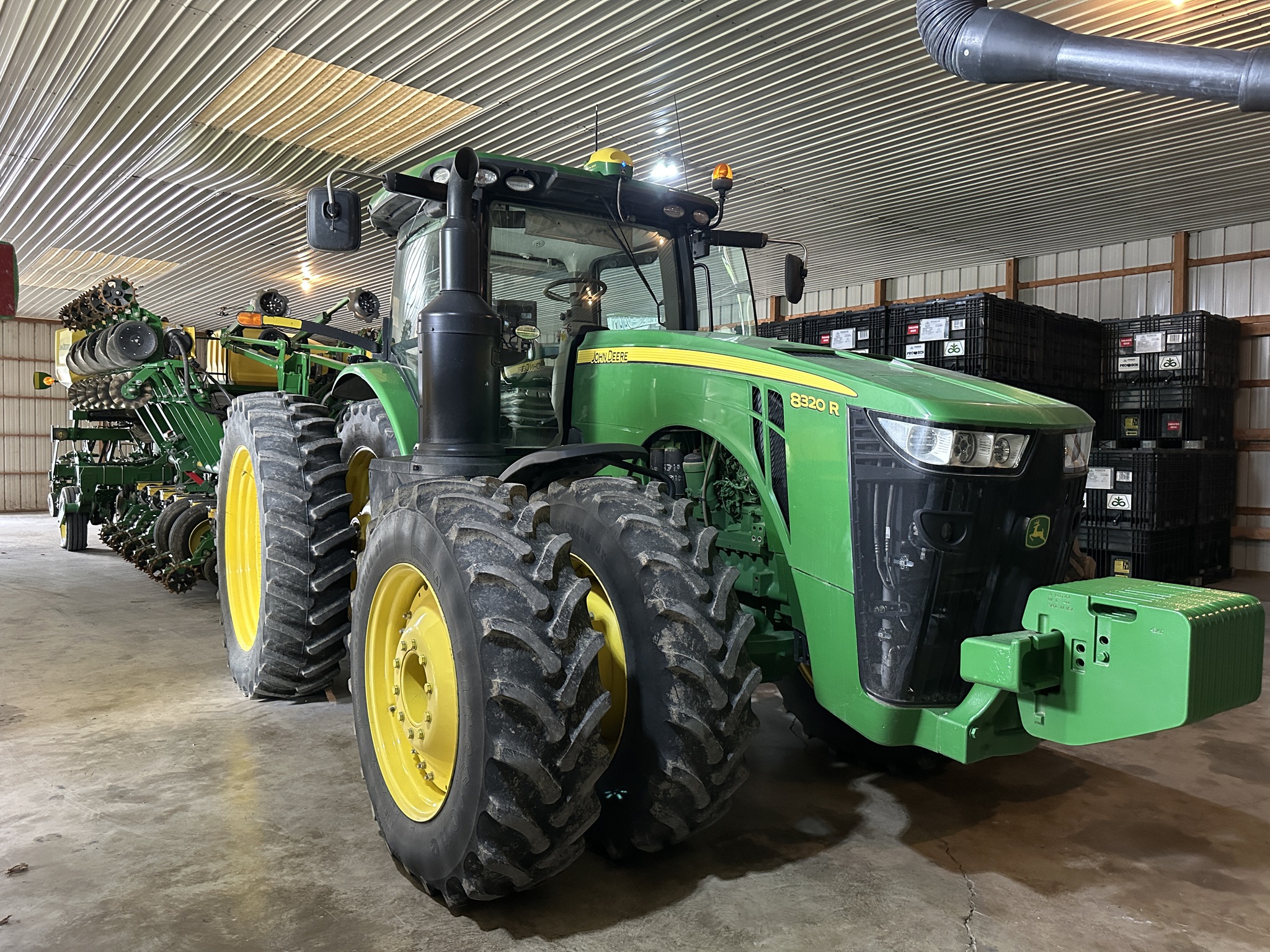 2014 John Deere 8320R Image 1