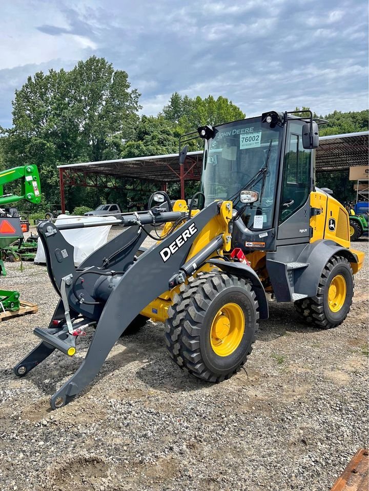 2025 John Deere 324 P Image 3