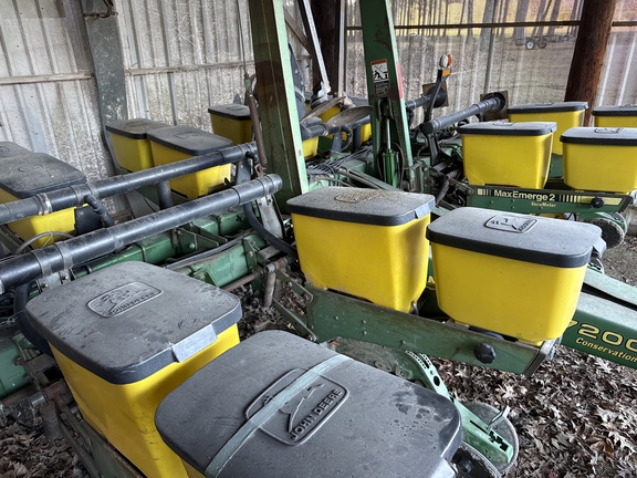 1994 John Deere 7200