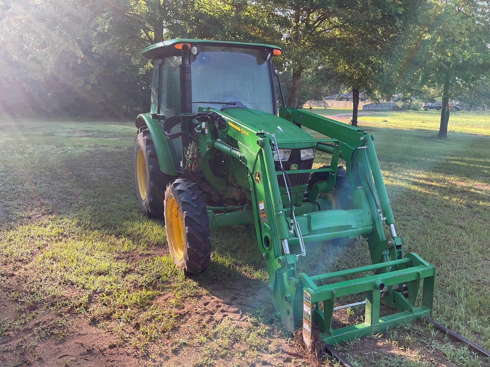 2022 John Deere 5075E Image 5