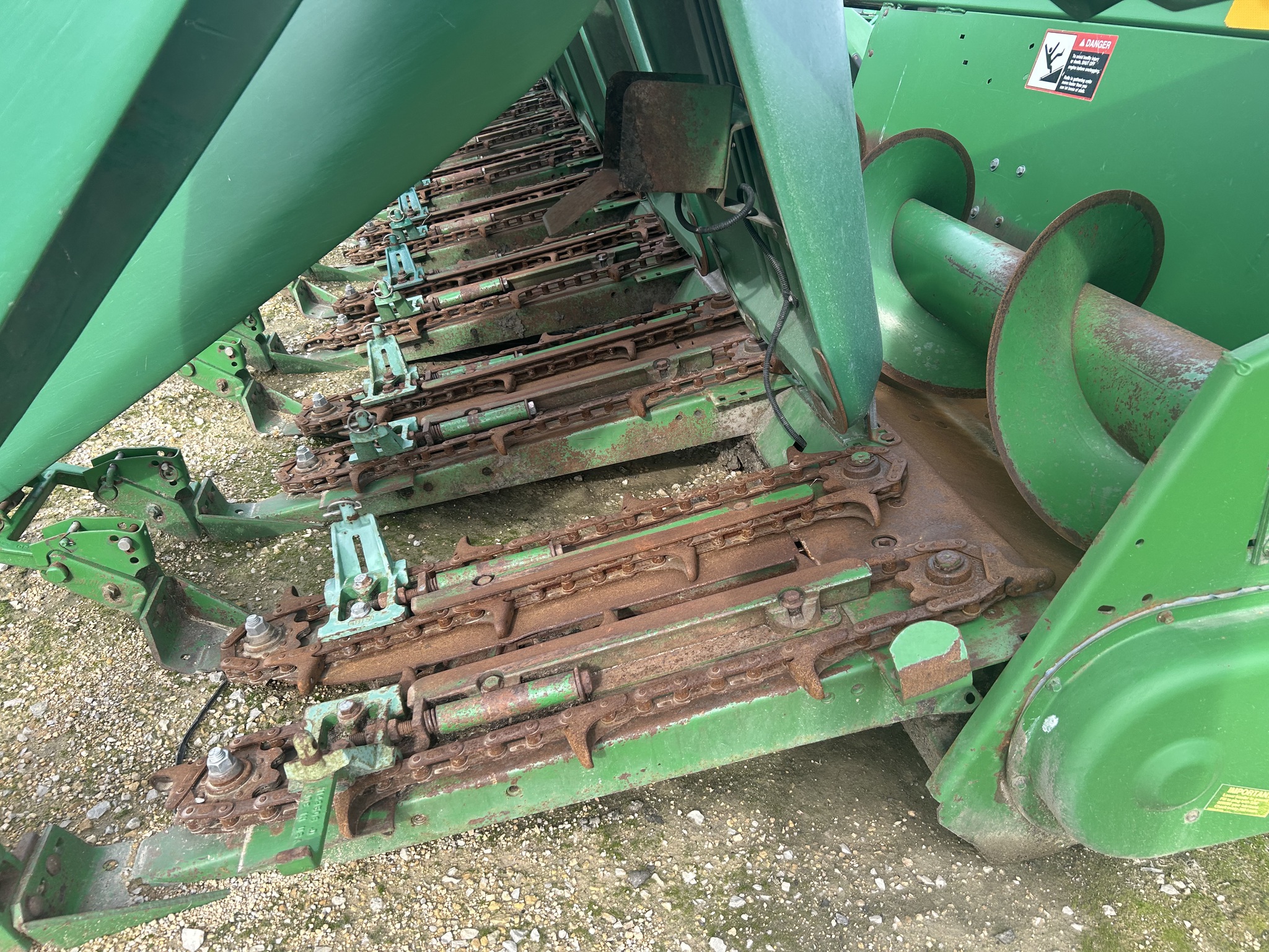  1997 John Deere 893 at Heritage Tractor in Dixon, IL