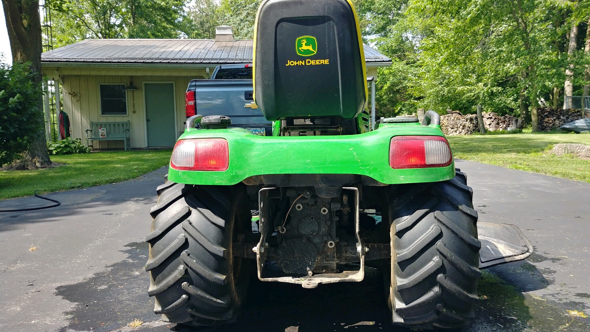 2011 John Deere X720 Image 5