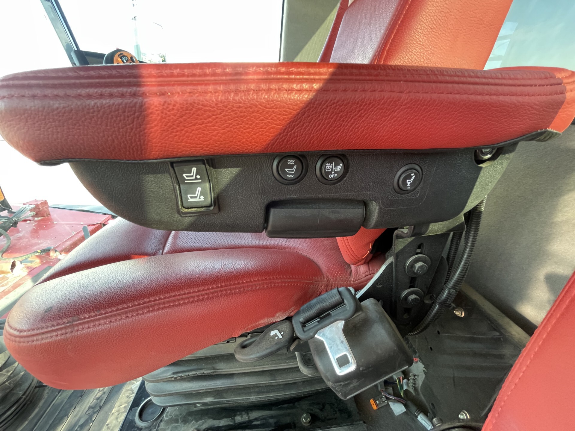 2024 Case IH WD2505 Image 30