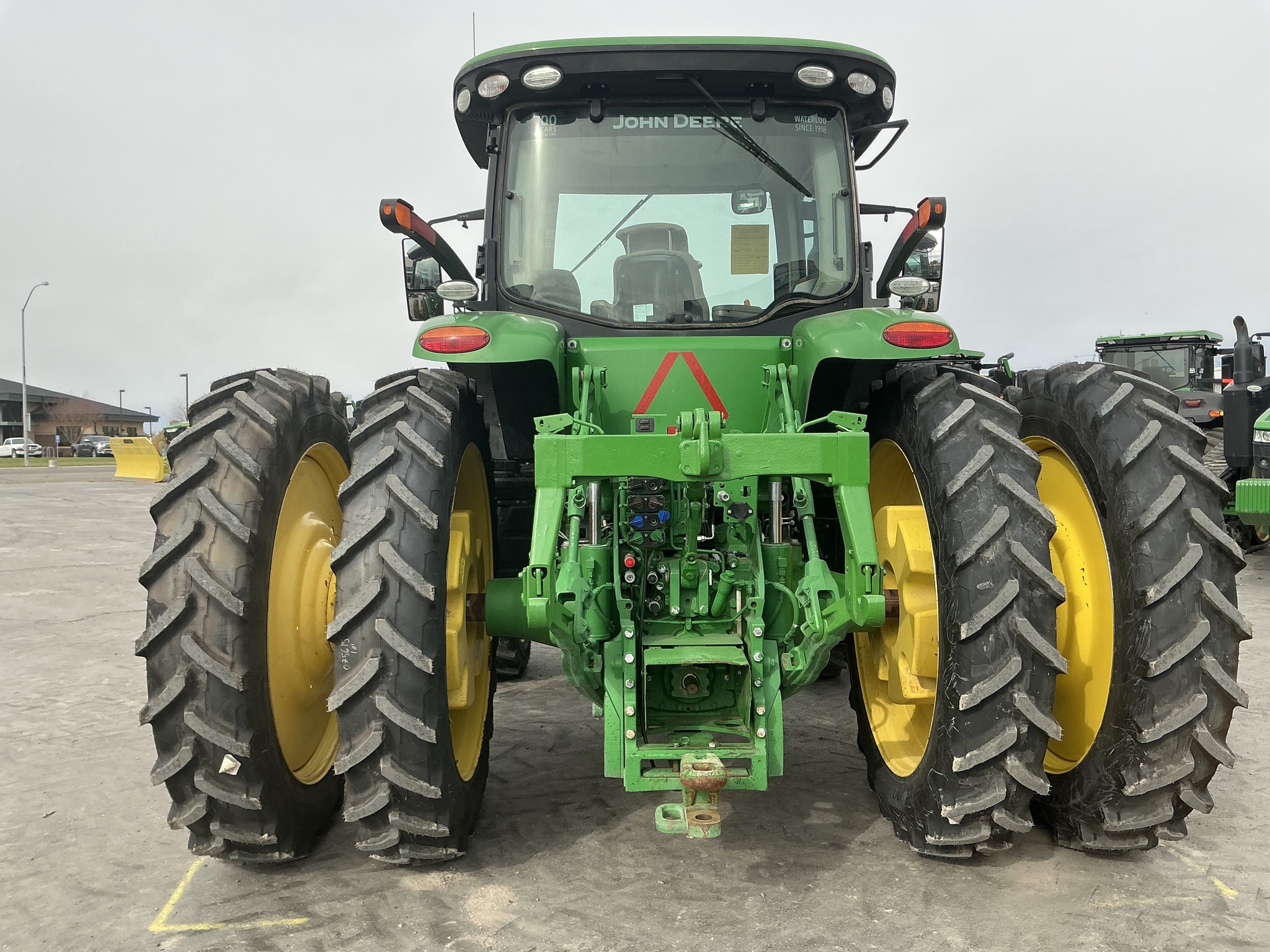 2018 John Deere 8295R Image 4