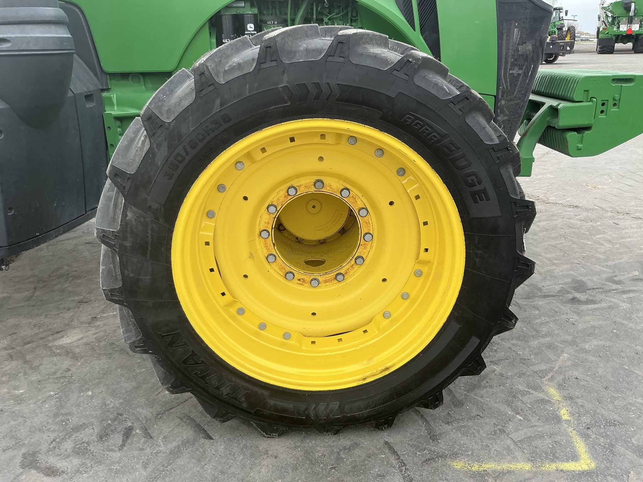 2018 John Deere 8295R Image 13