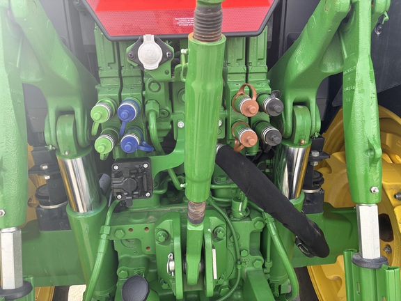 2024 John Deere 6155M (10th thumbnail)