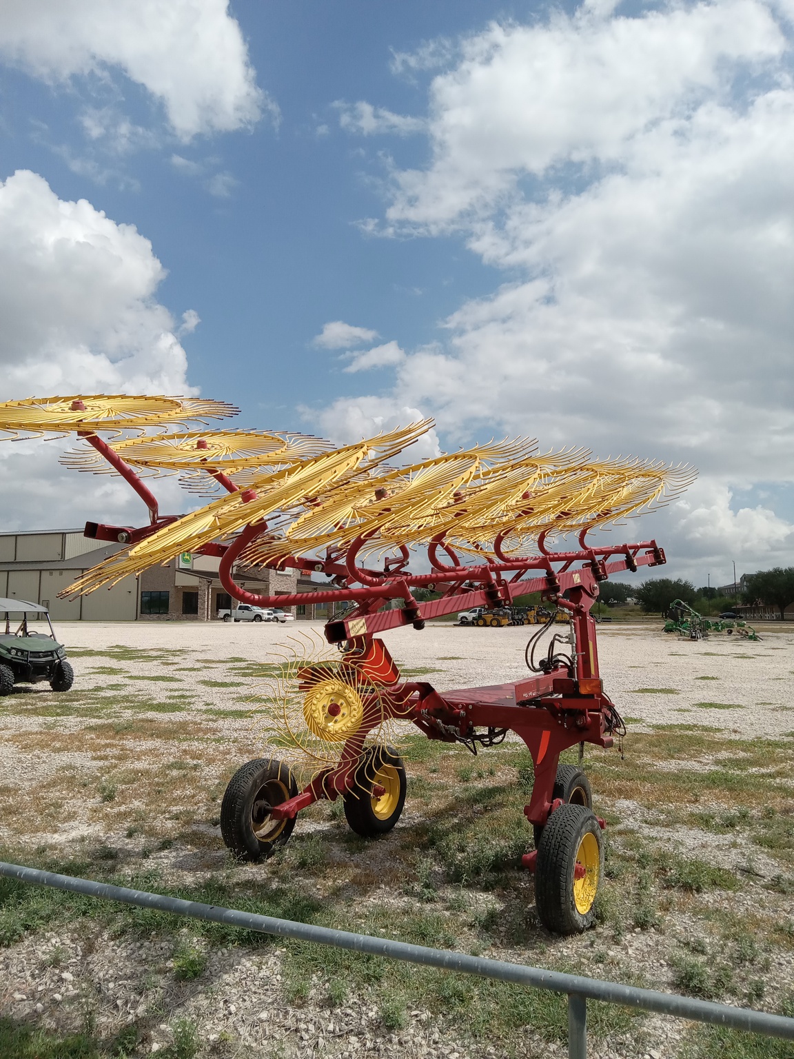 2021 New Holland 1225P Image 3