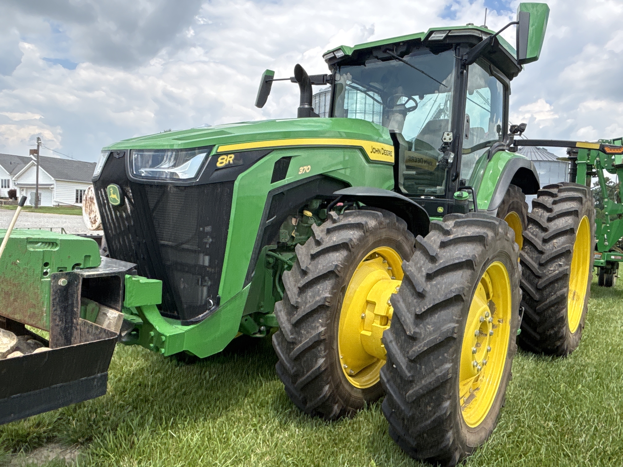 Used 2025 John Deere 8R 370 Row Crop Tractors at Koenig Equipment in Urbana, OH - PhotoXL1