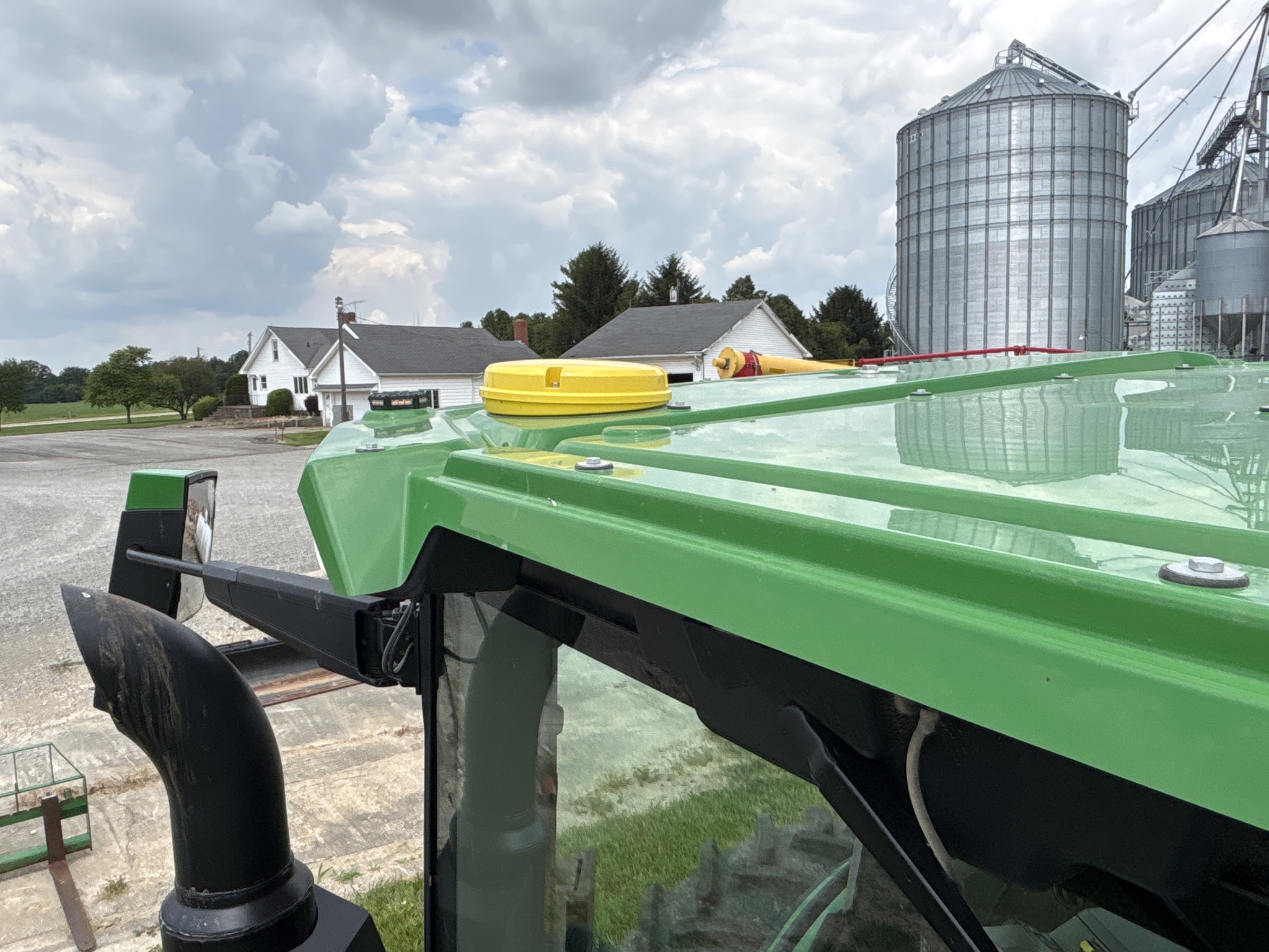 Used 2025 John Deere 8R 370 Row Crop Tractors at Koenig Equipment in Urbana, OH - PhotoXL13