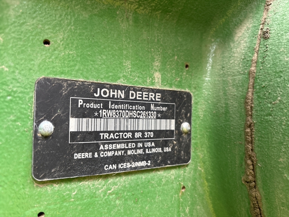 Used 2025 John Deere 8R 370 Row Crop Tractors at Koenig Equipment in Urbana, OH - Photo17