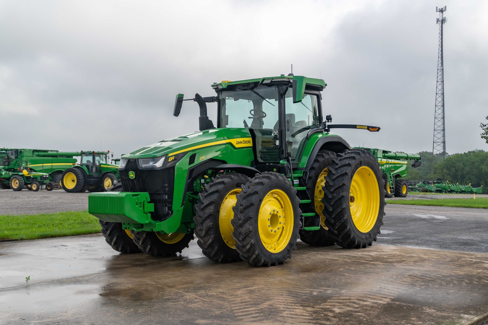 Used 2025 John Deere 8R 370 Row Crop Tractors at Koenig Equipment in Anna, OH - PhotoXL0