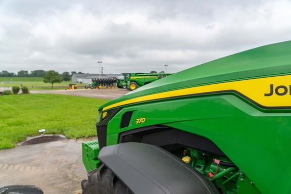 Used 2025 John Deere 8R 370 Row Crop Tractors at Koenig Equipment in Anna, OH - Photo19