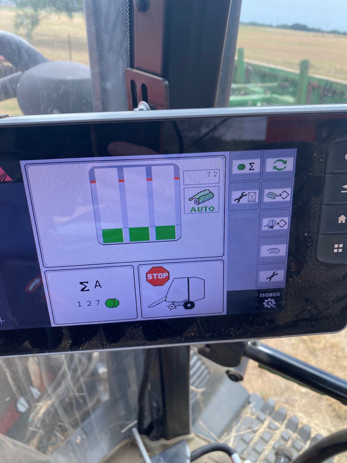 2022 Massey Ferguson 2946 Image 18