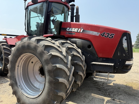 Photo of 2010 Case IH Steiger 435