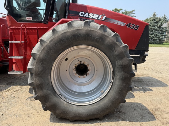Photo of 2010 Case IH Steiger 435