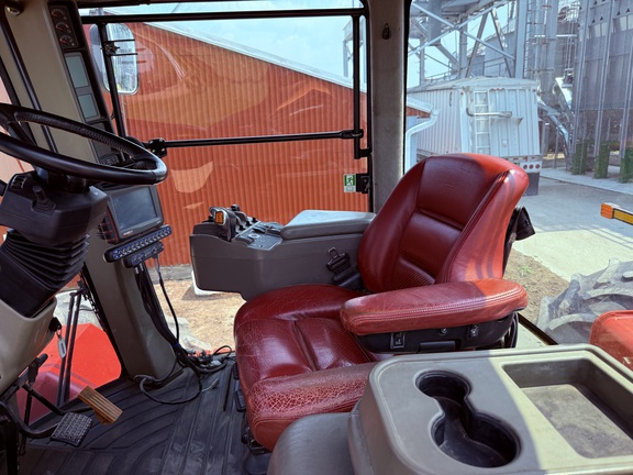 Photo of 2010 Case IH Steiger 435