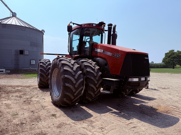 Photo of 2010 Case IH Steiger 435