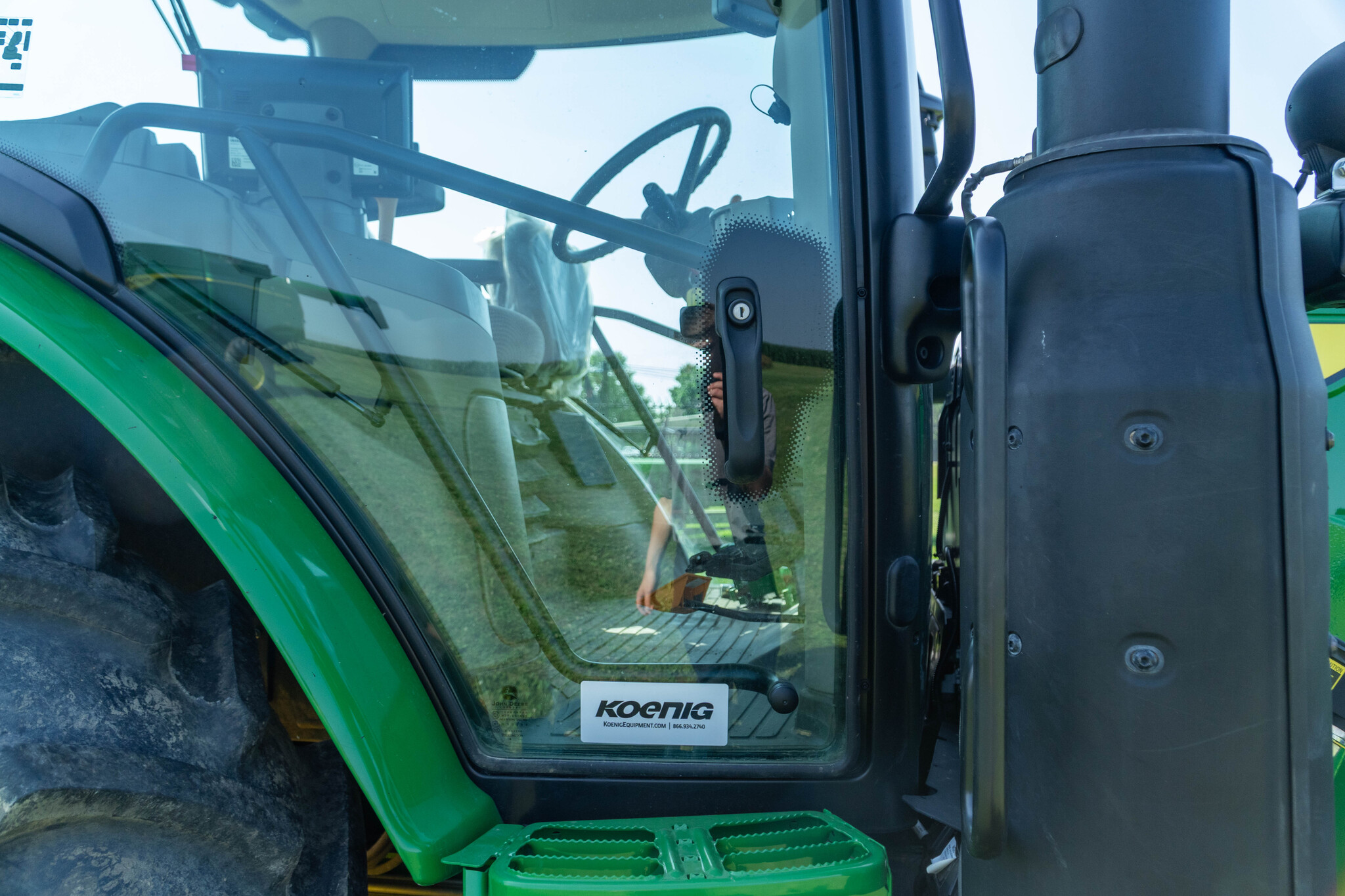 Used 2025 John Deere 6R 130 Utility Tractors at Koenig Equipment in Urbana, OH - PhotoXL23