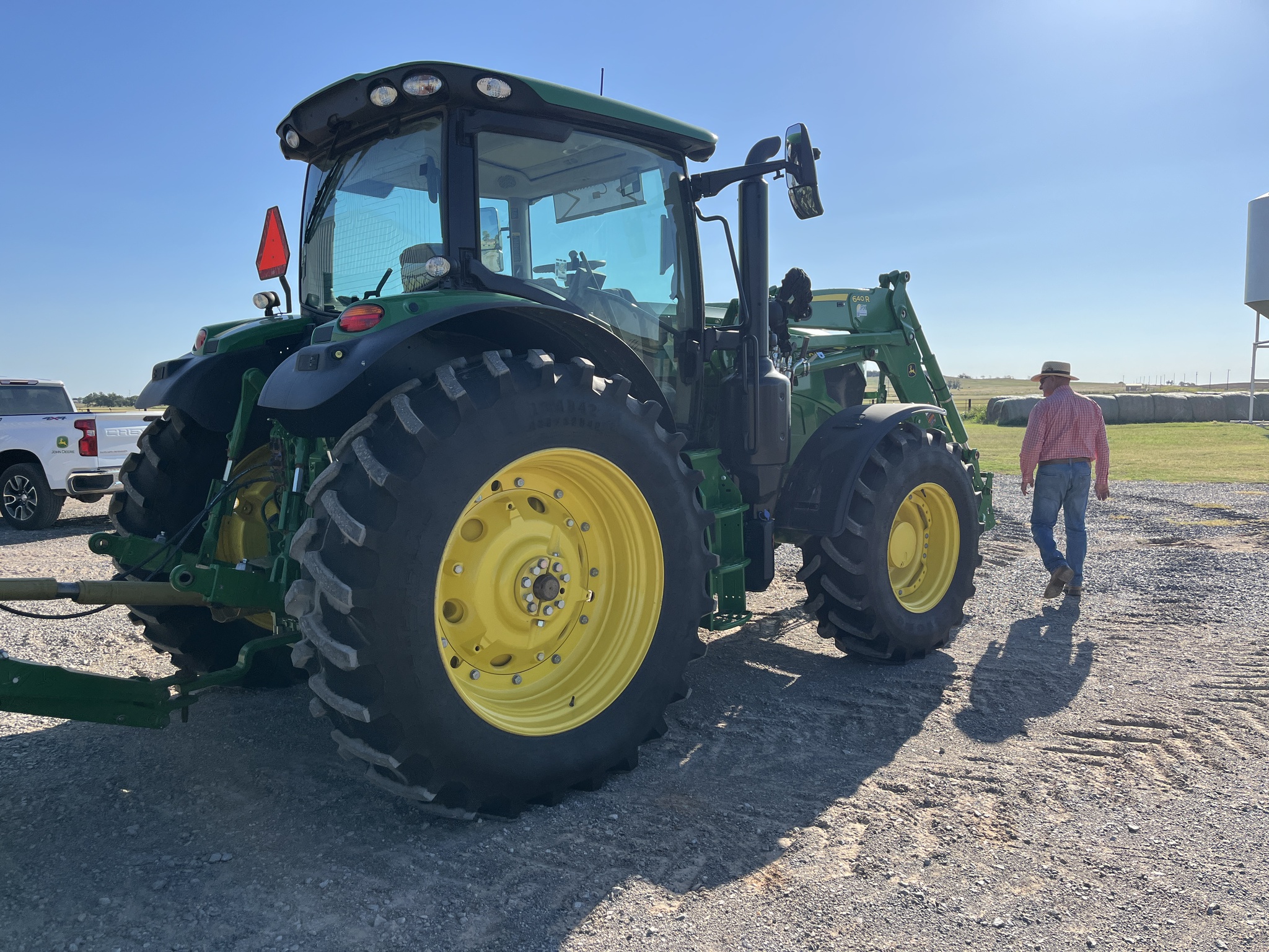 2022 John Deere 6R 145 Image 5