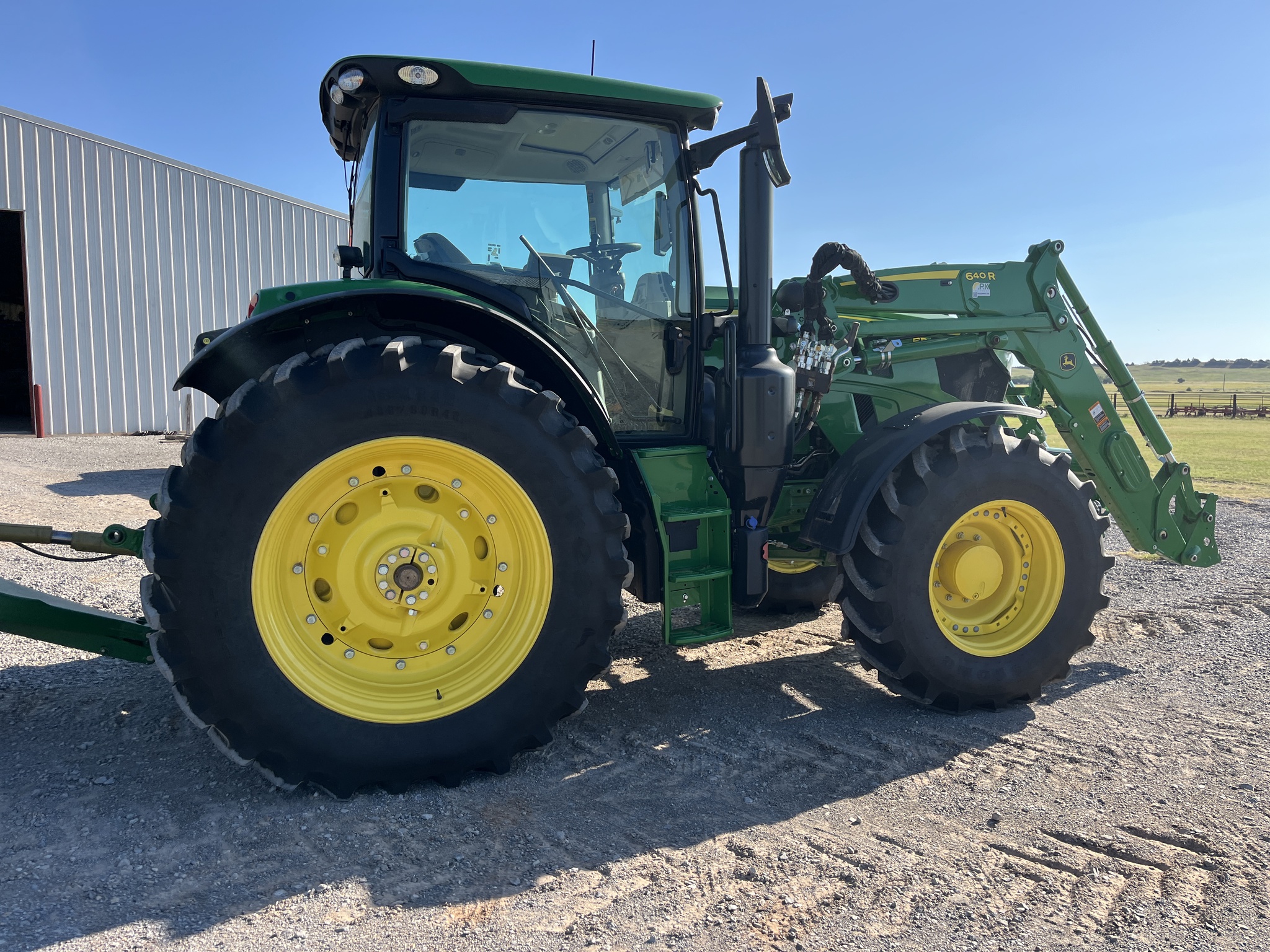 2022 John Deere 6R 145 Image 4