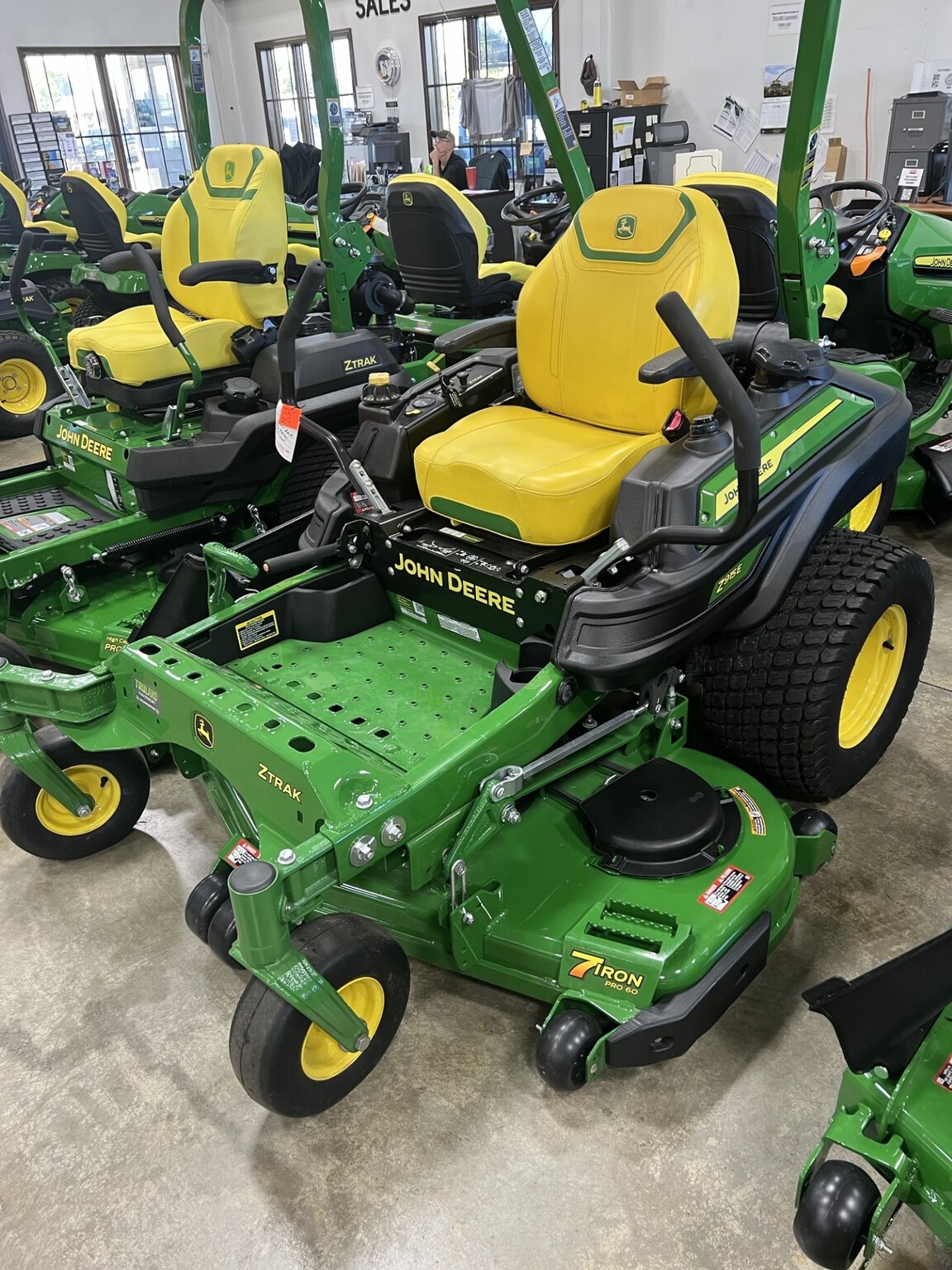 2023 John Deere Z915E Image 2