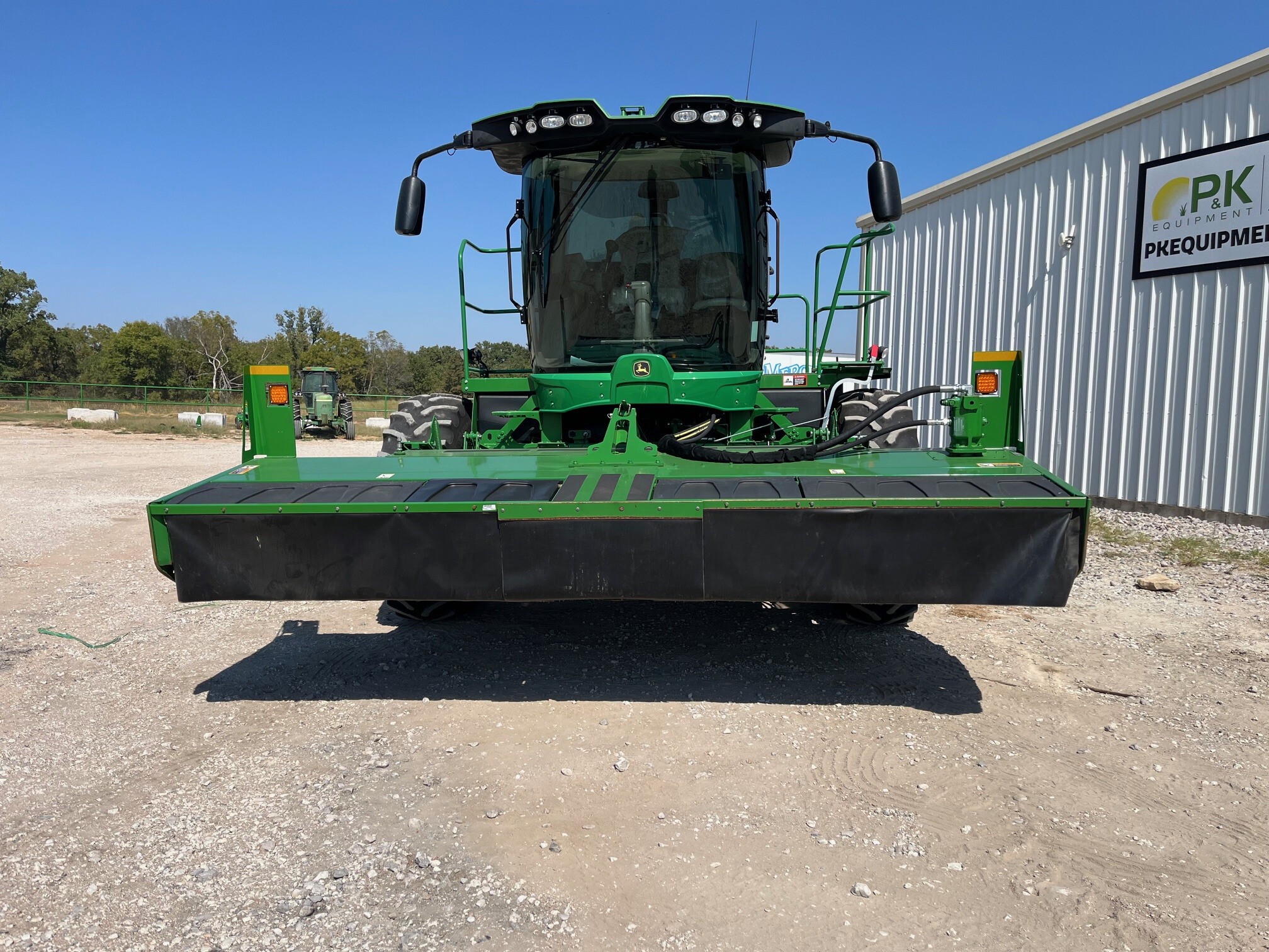 2017 John Deere W235 Image 8