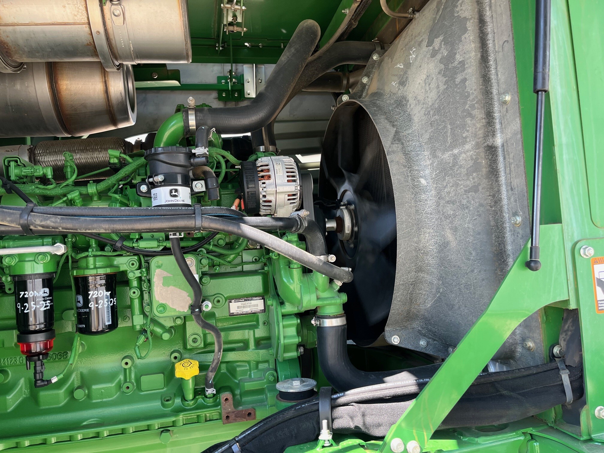 2017 John Deere W235 Image 12