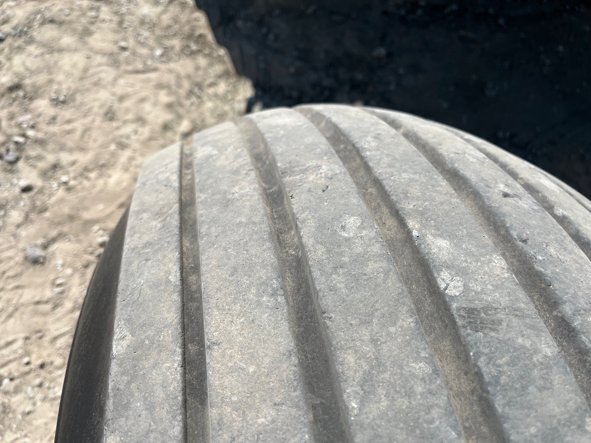 2017 John Deere W235 Image 16