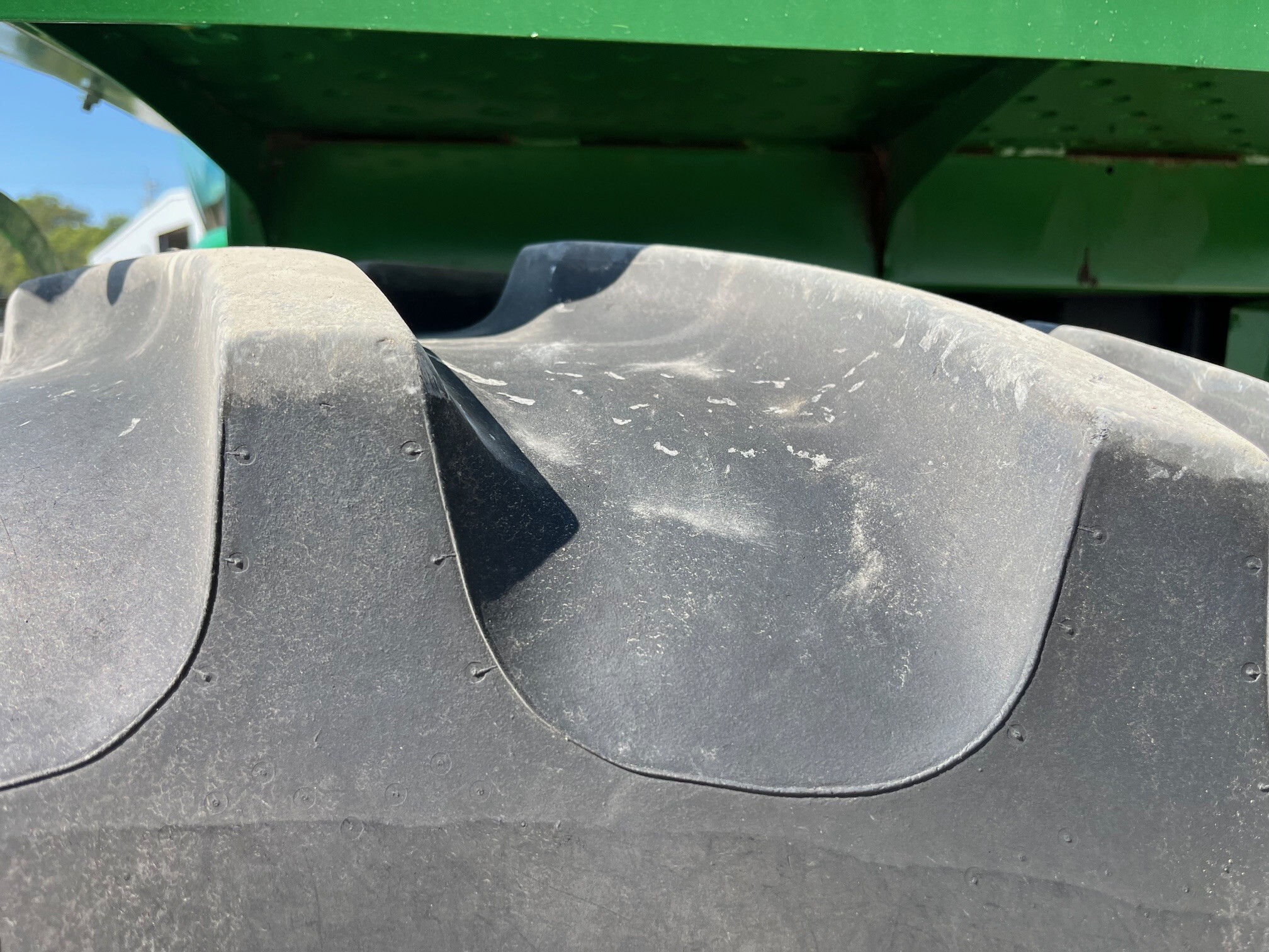 2017 John Deere W235 Image 17