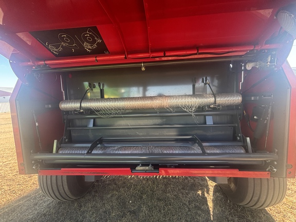 Used 2019 Massey Ferguson 2956 Round Balers at Horizon Ag & Turf in Vermilion, AB - Photo6