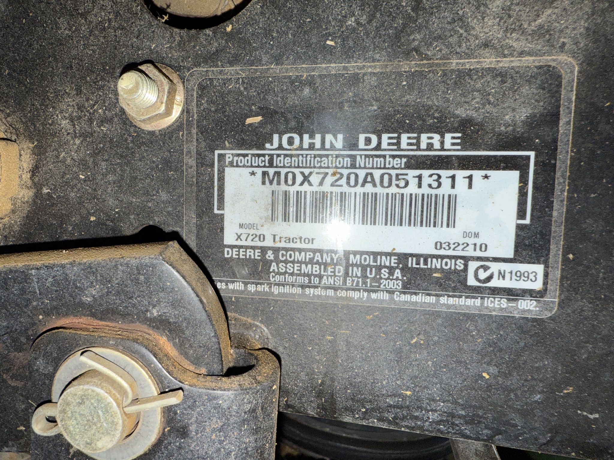 2010 John Deere X720 Image 10