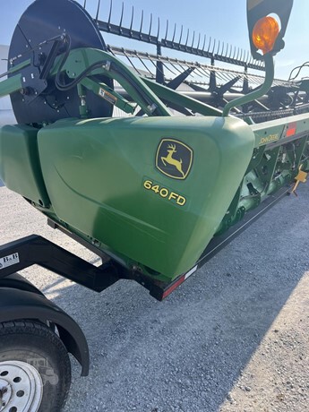 2014 John Deere 640FD Image 1