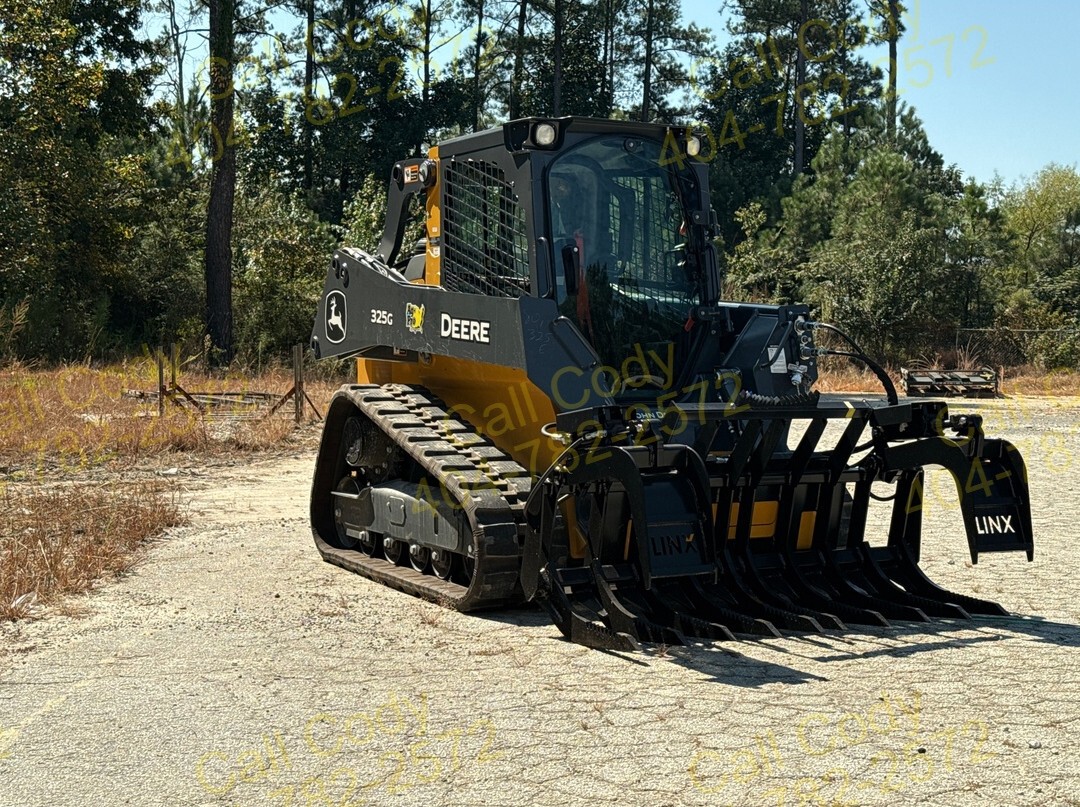 2025 John Deere 325G Image 8