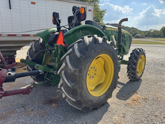 Photo of 2021 John Deere 5055E