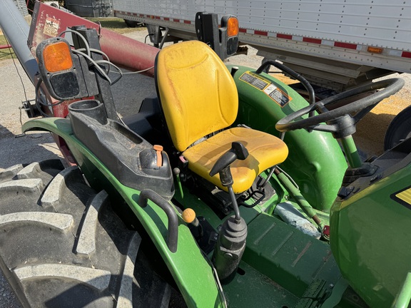Photo of 2021 John Deere 5055E