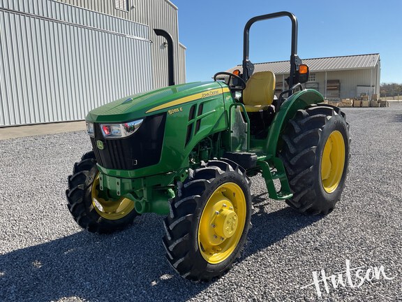 Photo of 2021 John Deere 5055E