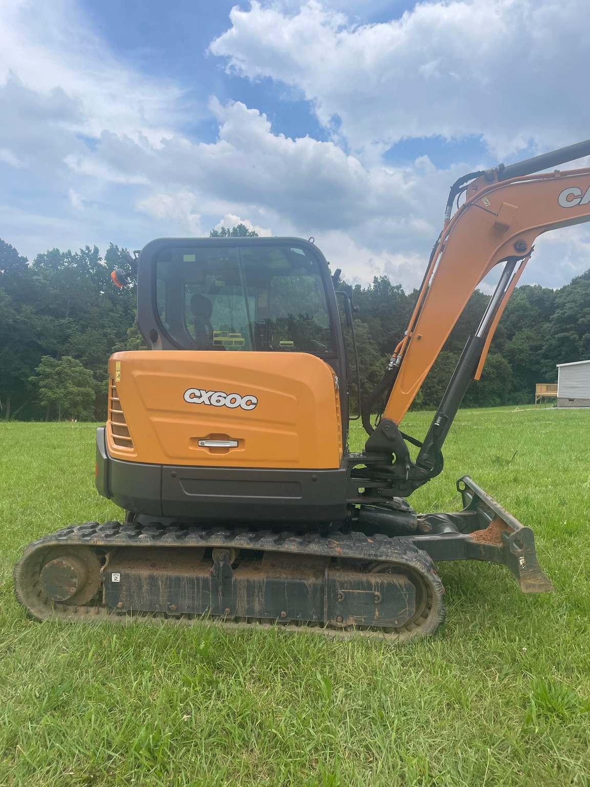 2021 Case cx60 Image 2