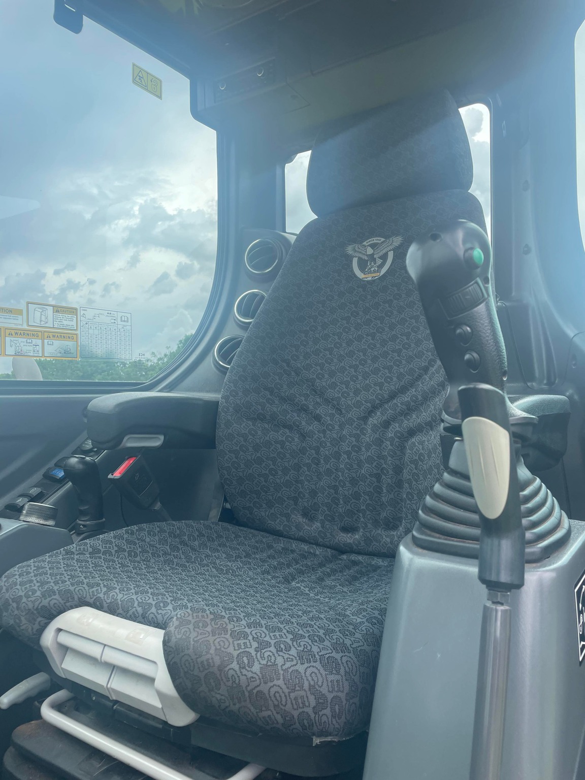 2021 Case cx60 Image 7