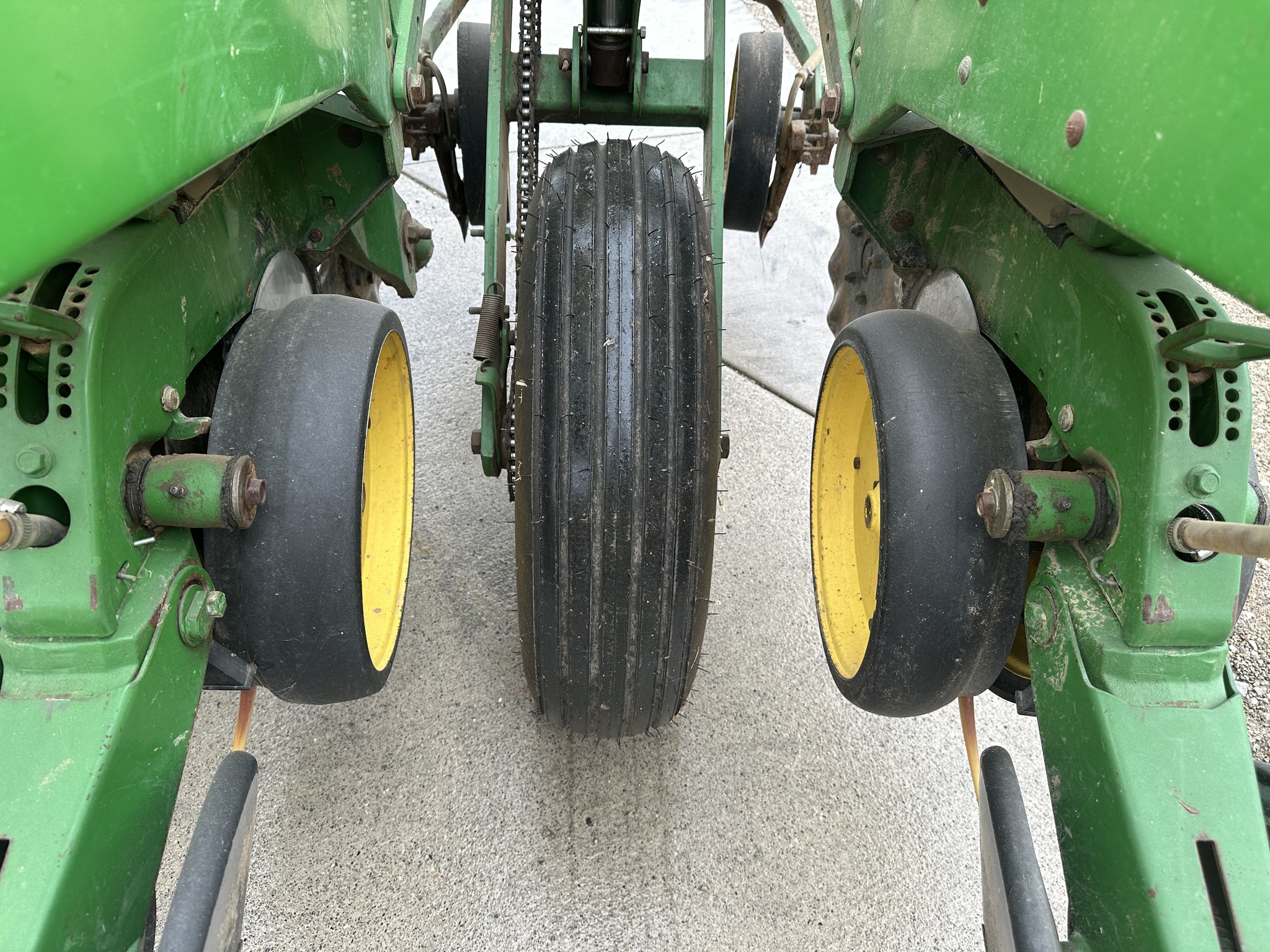 1995 John Deere 7200 Image 18