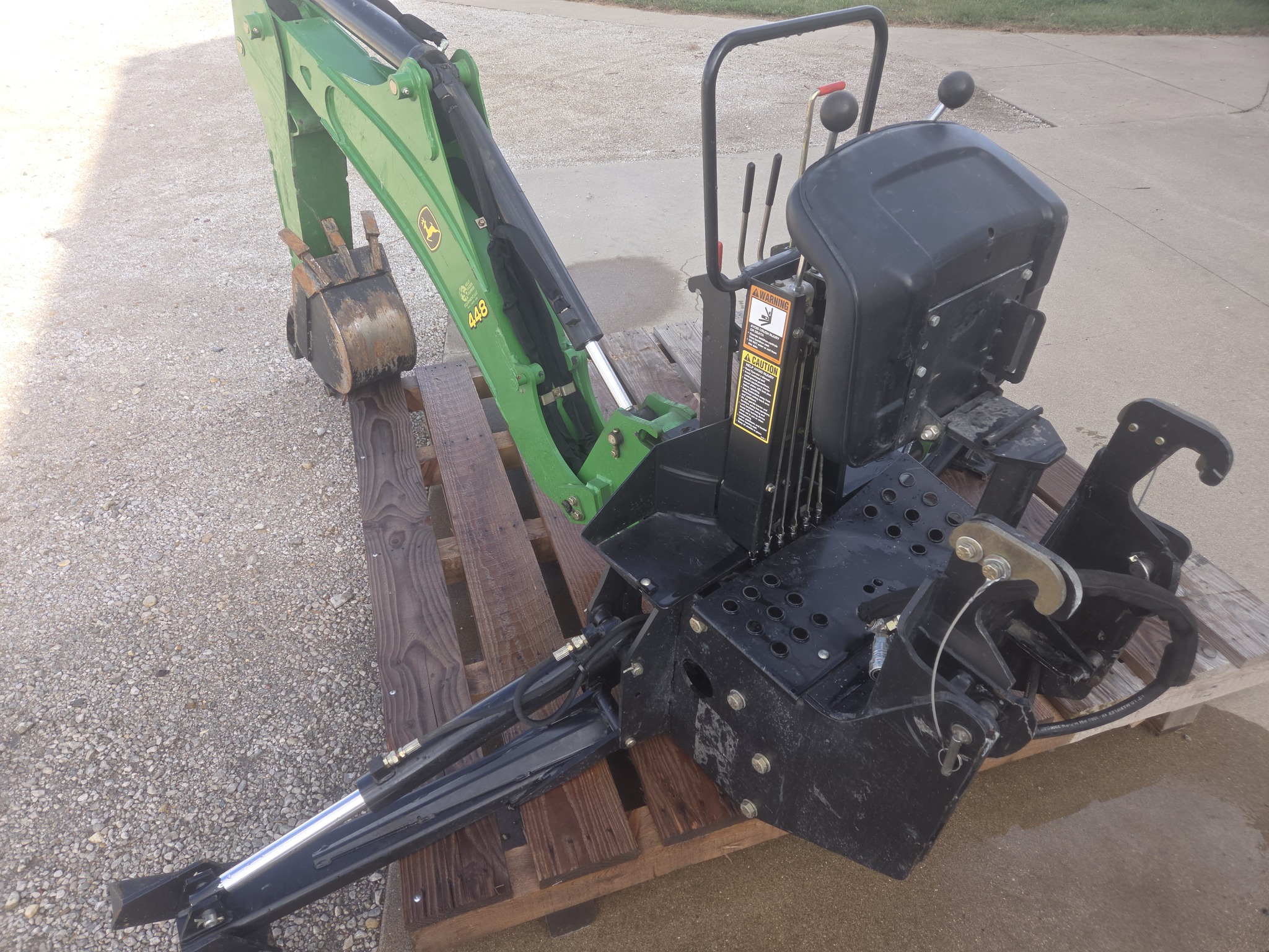  2008 John Deere 4320 at Heritage Tractor in Lacon, IL